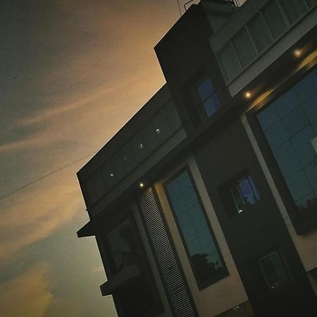 Rahul Residency Apartment มังคาลอร์ ภายนอก รูปภาพ